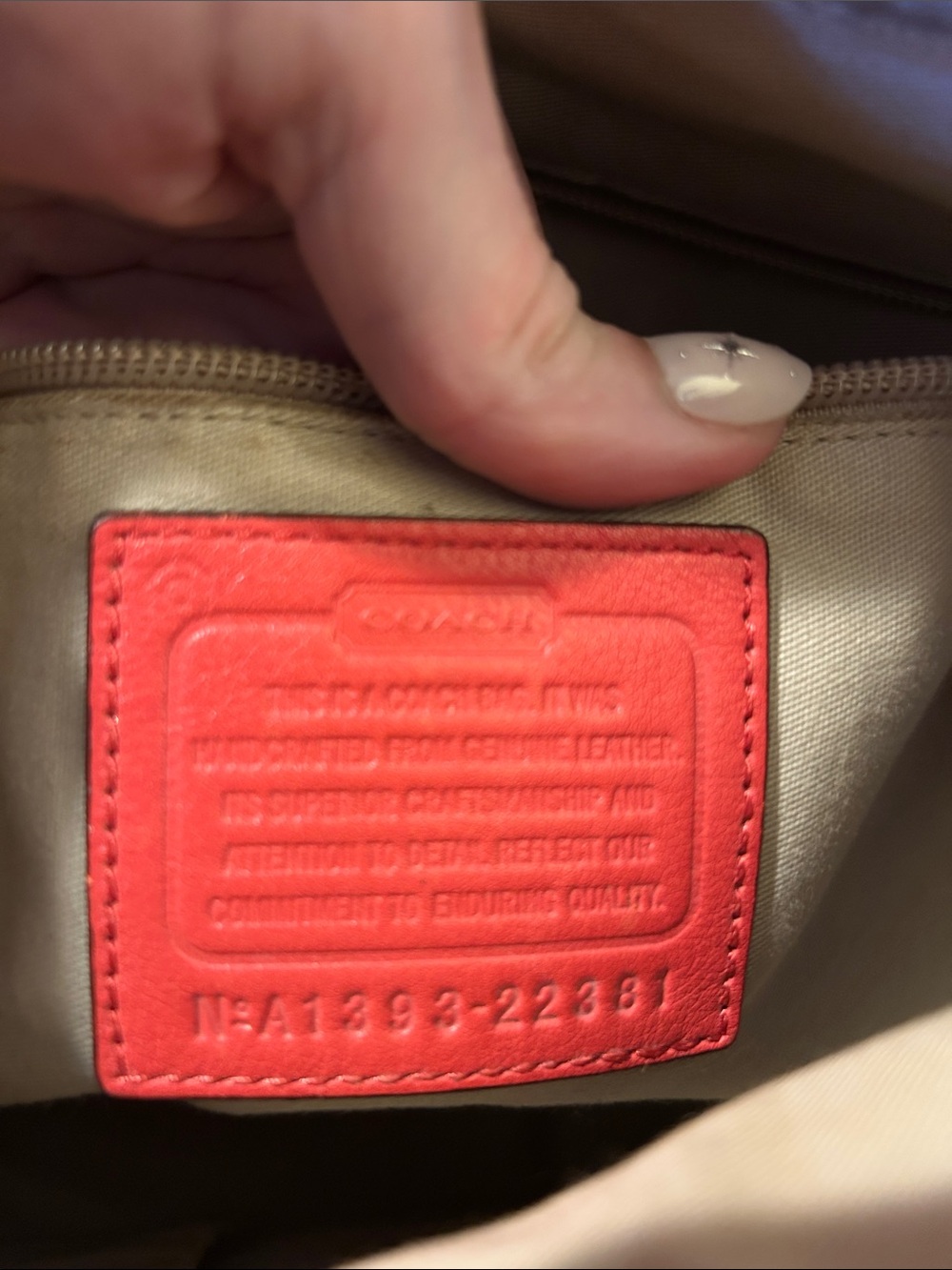 Coach Orange Pebbled Leather Shoulder Bag with Front Pocket - Picture 4 of 5